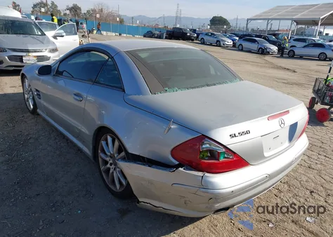 2003 Mercedes-Benz Sl 500 z USA, uszkodzony, nr VIN WDBSK75FX3F041454